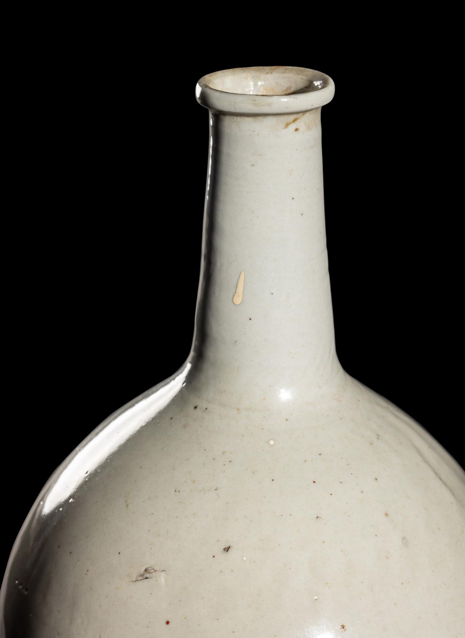 A Korean White Glazed Porcelain Bottle Vase