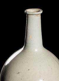 A Korean White Glazed Porcelain Bottle Vase