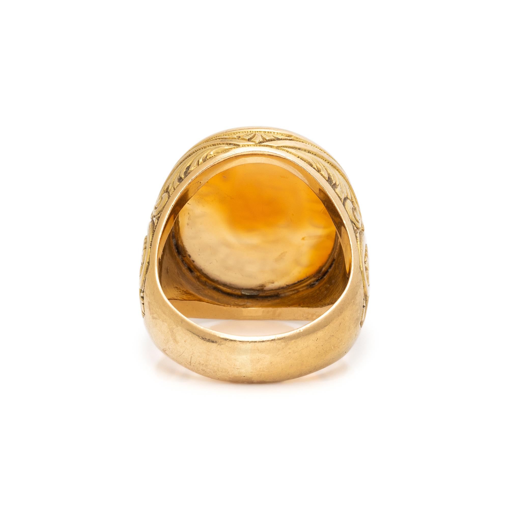 YELLOW GOLD AND CARNELIAN INTAGLIO RING