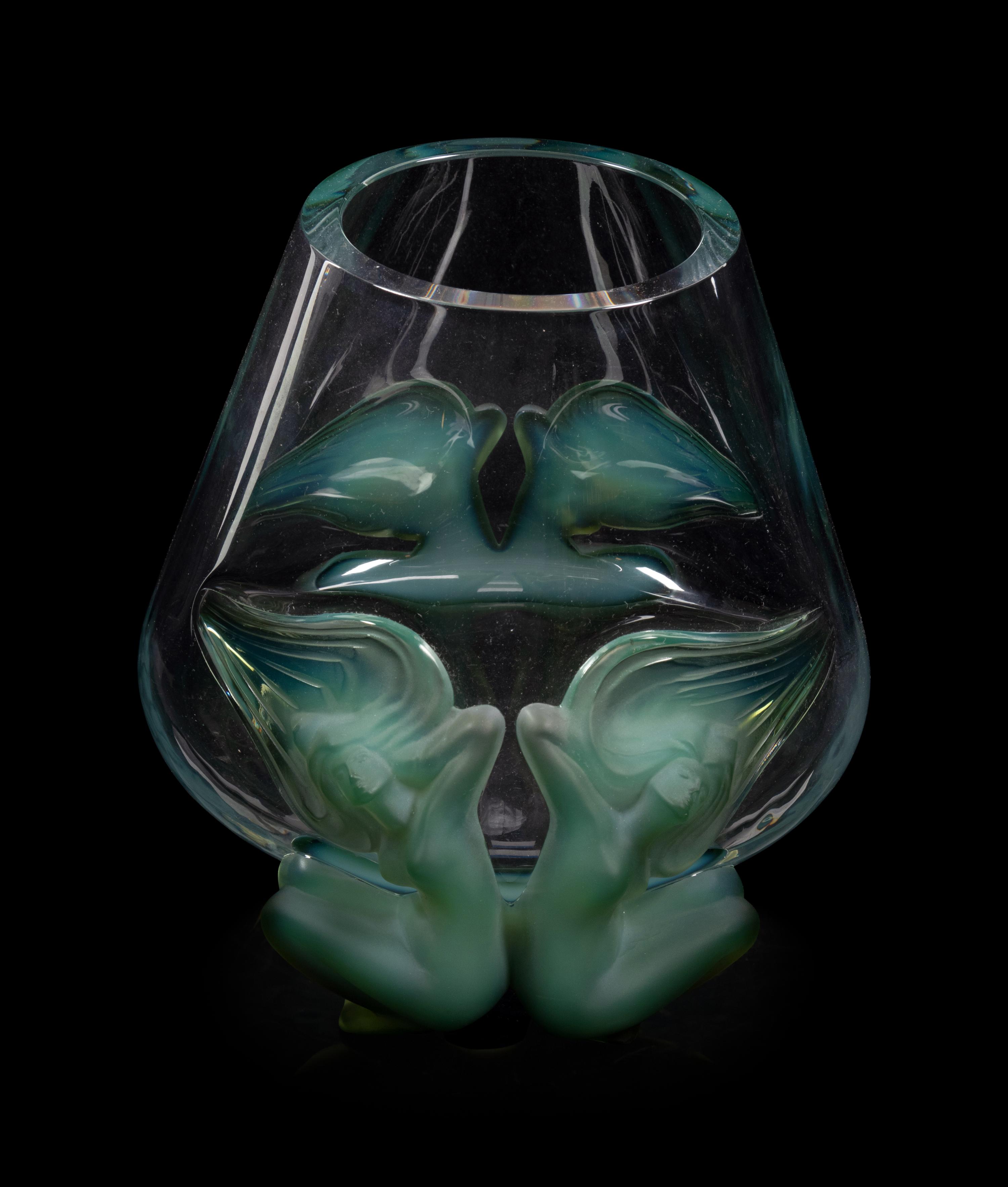 A Lalique Antinea Vase