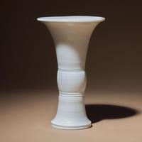 A Chinese Blanc-de-Chine Porcelain Gu Vase, Late Ming Dynasty, First Half of 17th Century — 明晚期 德化白瓷觚