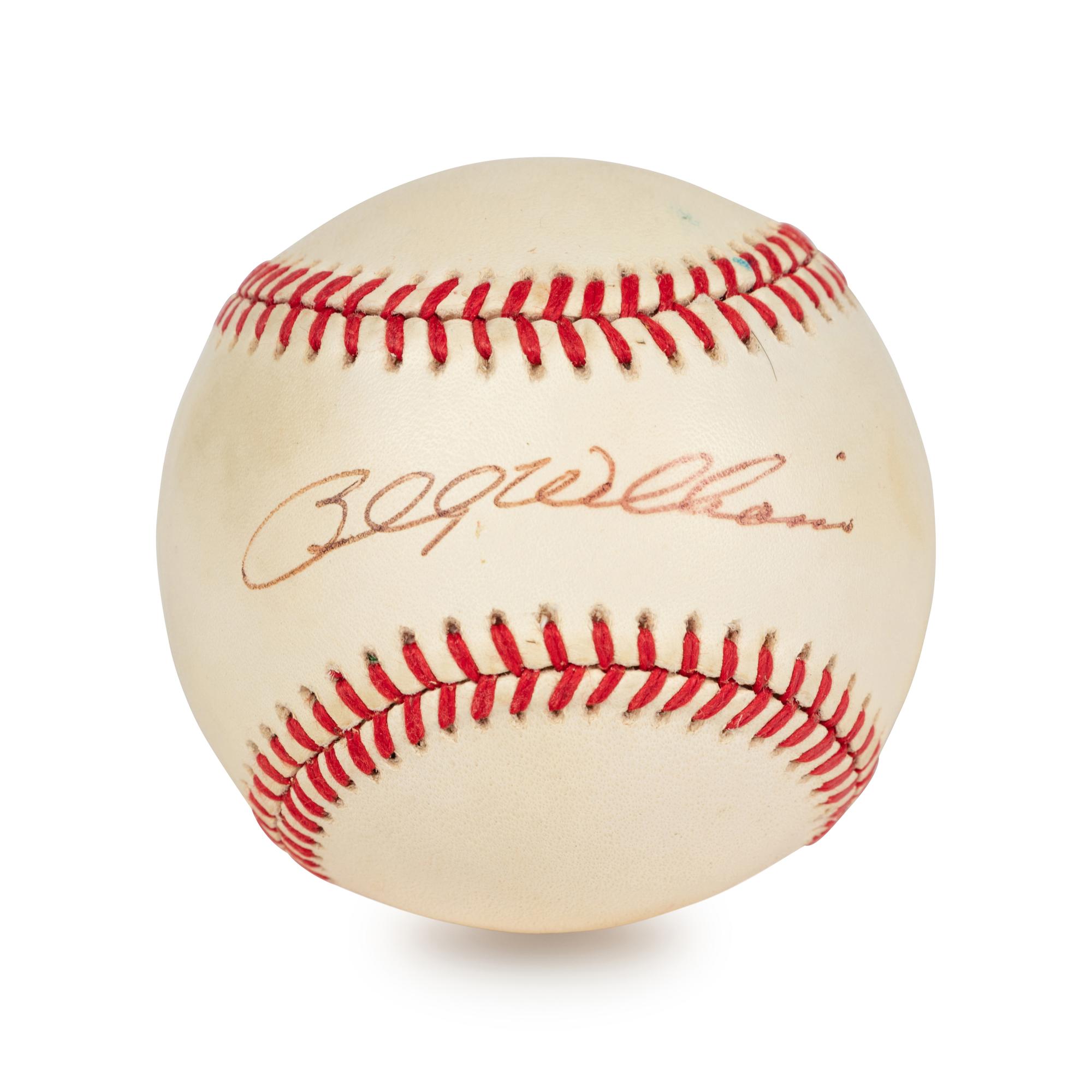 A Tom Seaver Signed Autograph Baseball (Beckett Authentication Services BAS Certified),