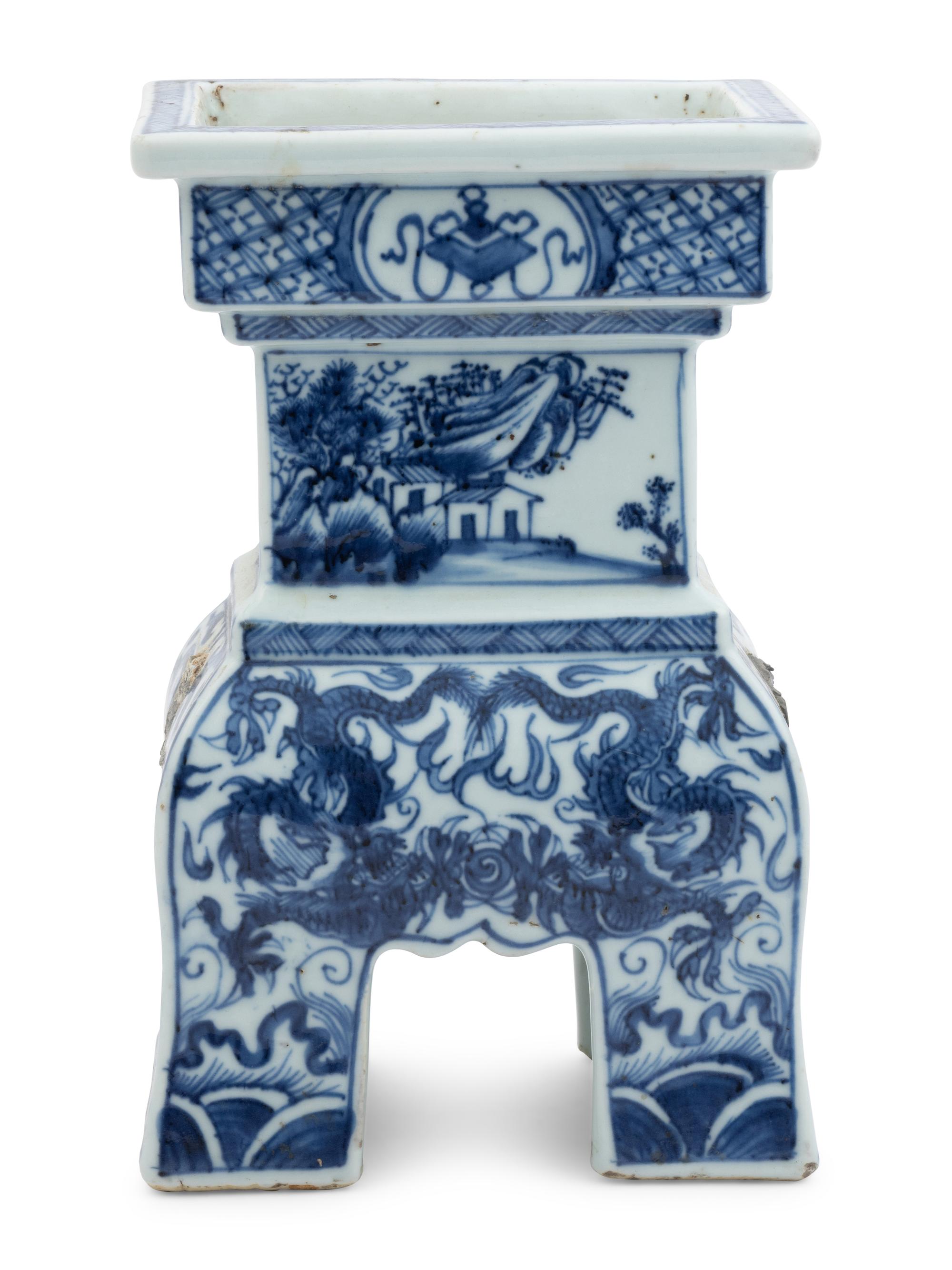 A Chinese Blue and White Porcelain Incense Burner