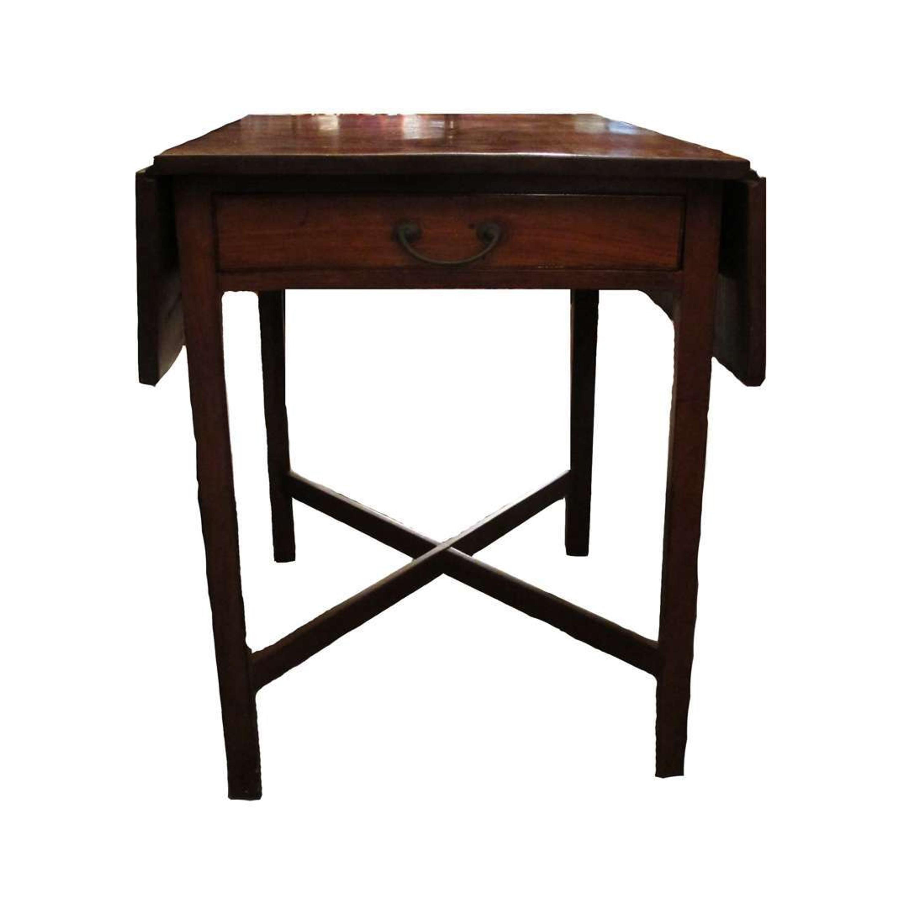 Federal walnut pembroke table circa 1800