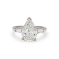 DIAMOND AND PLATINUM RING