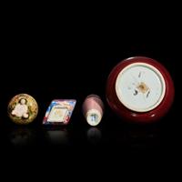 Four small Chinese porcelain coupes and vases Qing dynasty
