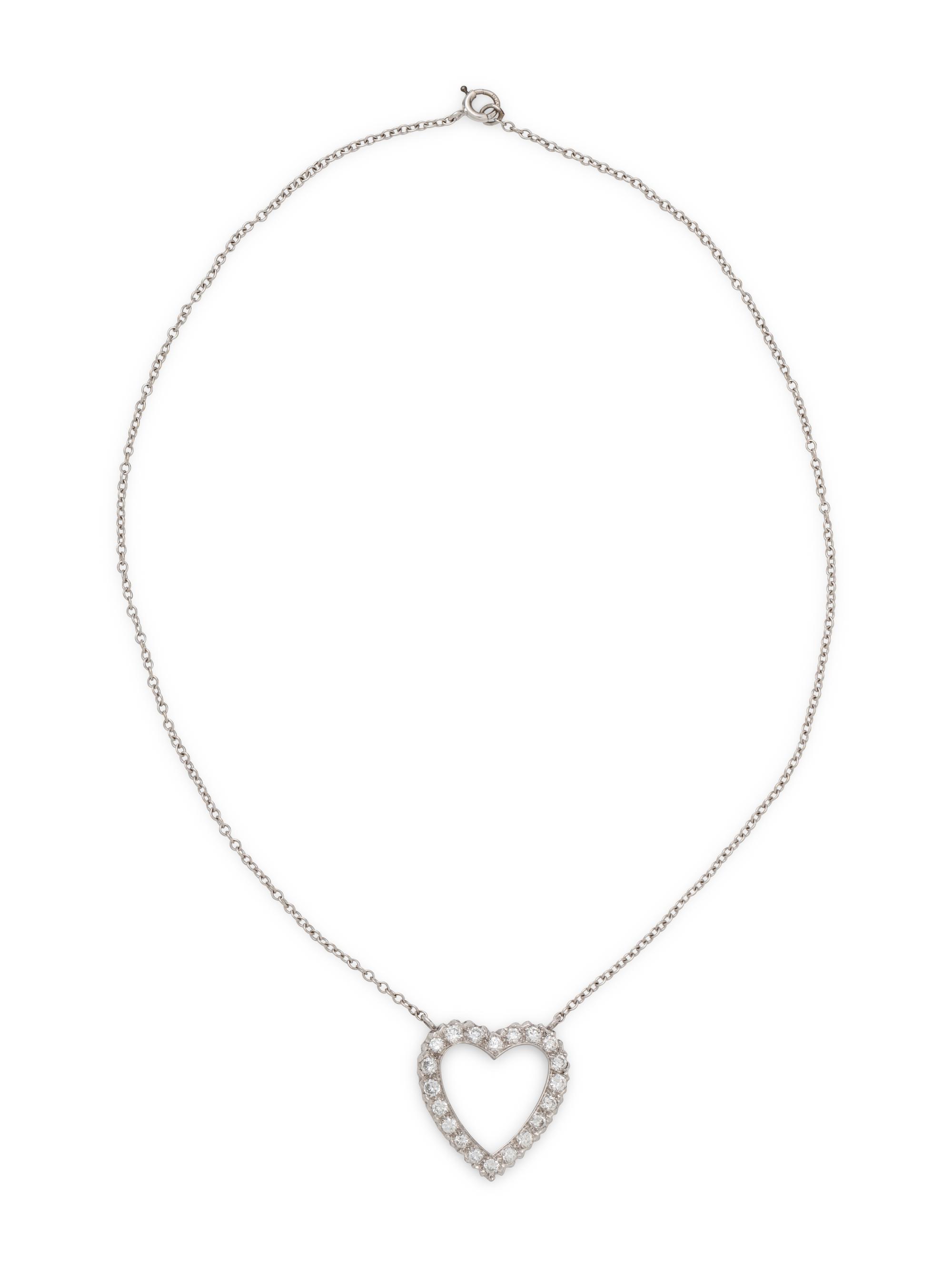 WHITE GOLD AND DIAMOND HEART NECKLACE