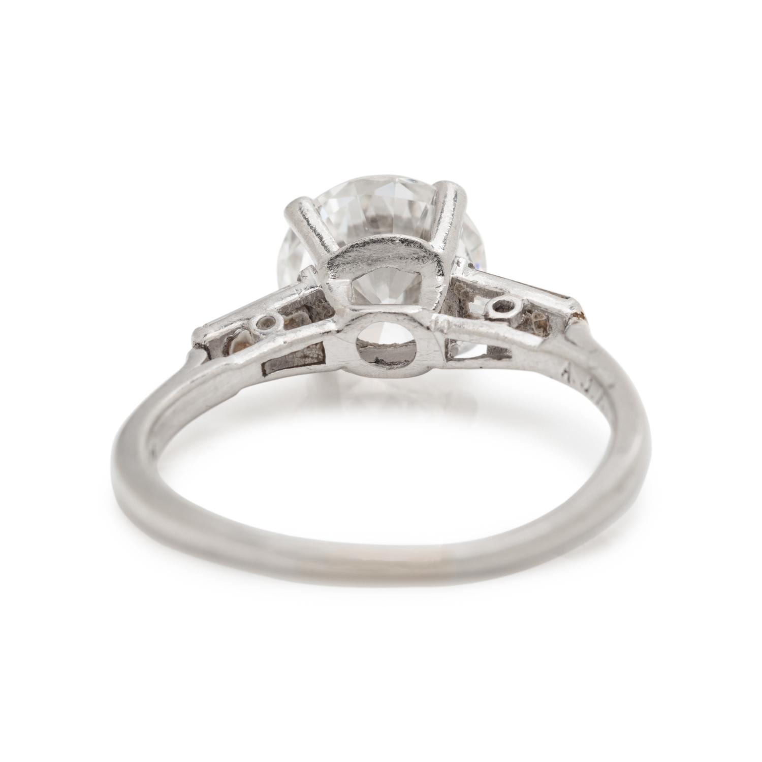 DIAMOND RING