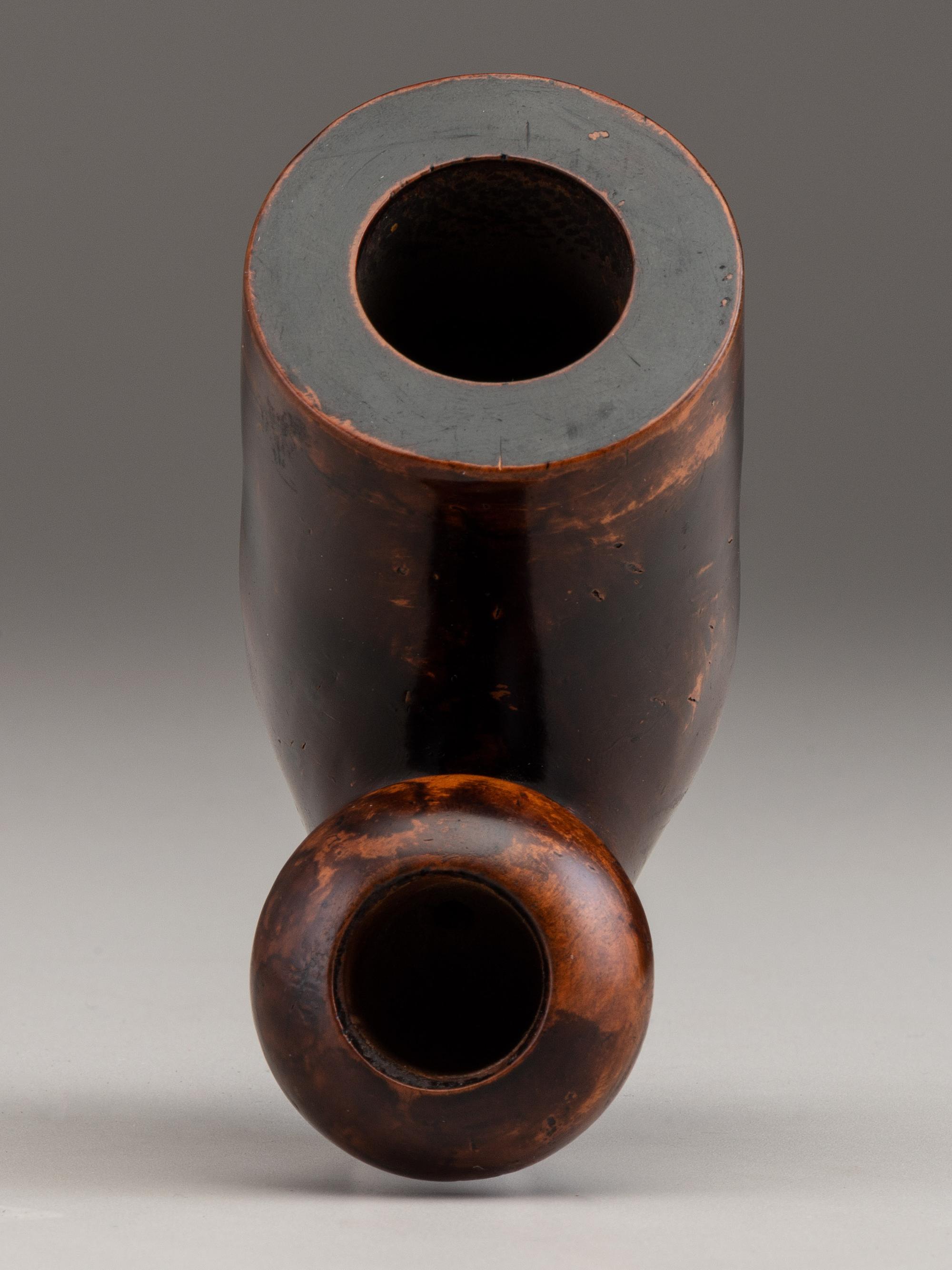 [CIVIL WAR]. Folk art carved pipe featuring the numerals "9" and "2," referencing the 9th Pennsylvania Cavalry / 92nd Volunteers.