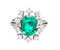 A Platinum, Emerald and Diamond Ring, Circa 1950, 6.00 dwts.