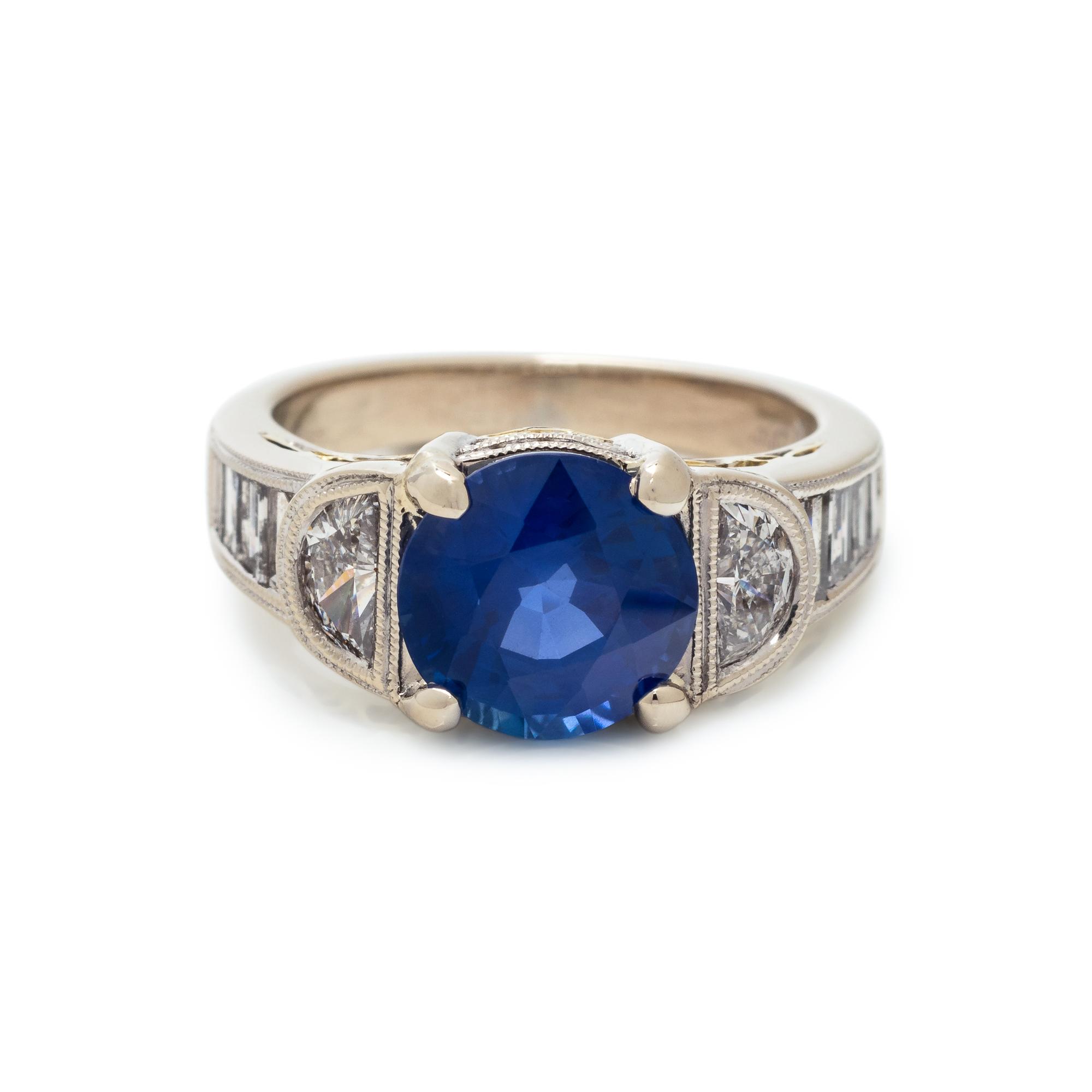 SAPPHIRE AND DIAMOND RING