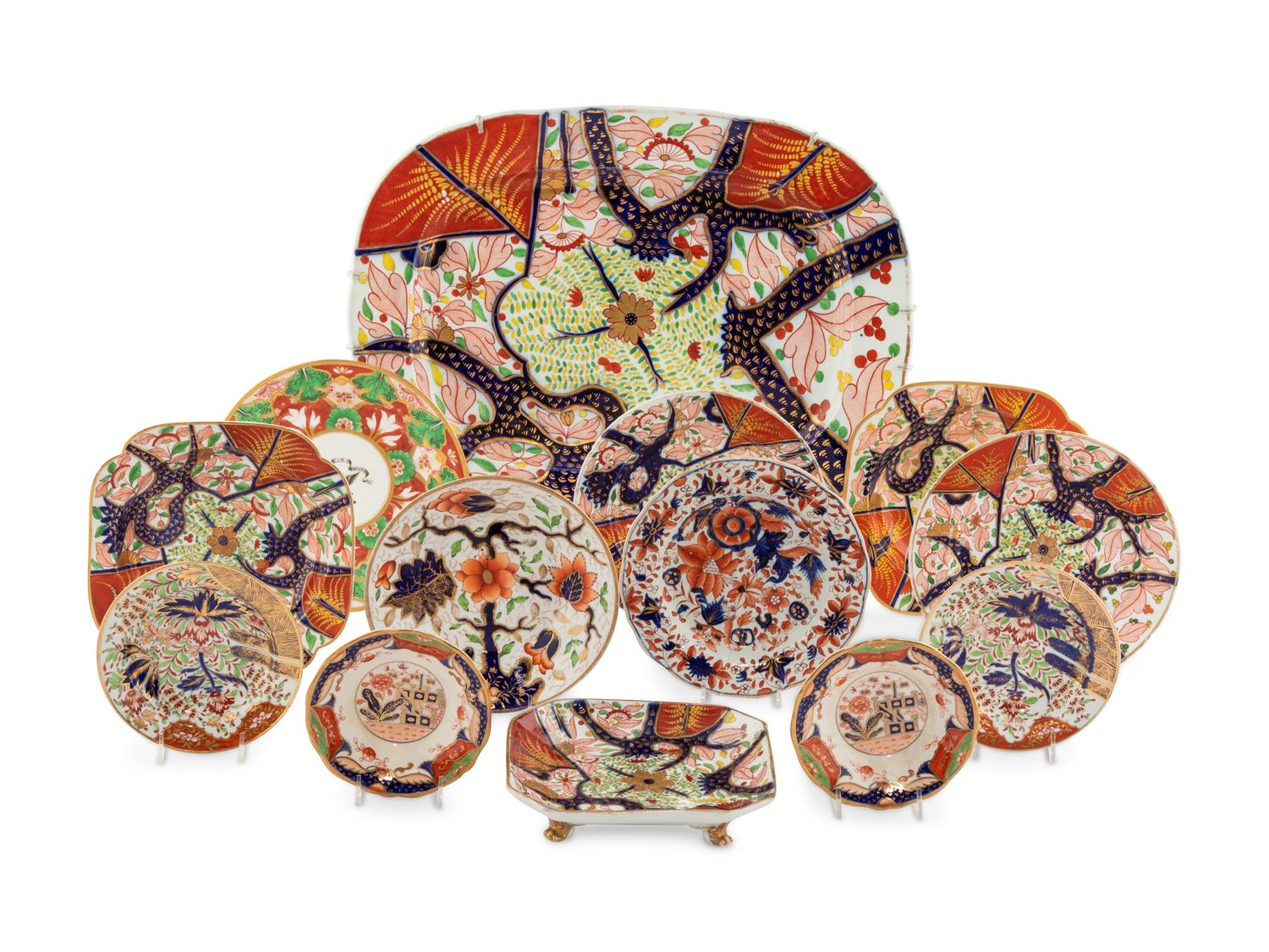 Thirteen English Imari Palette Porcelain Articles