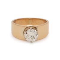 YELLOW GOLD AND DIAMOND RING