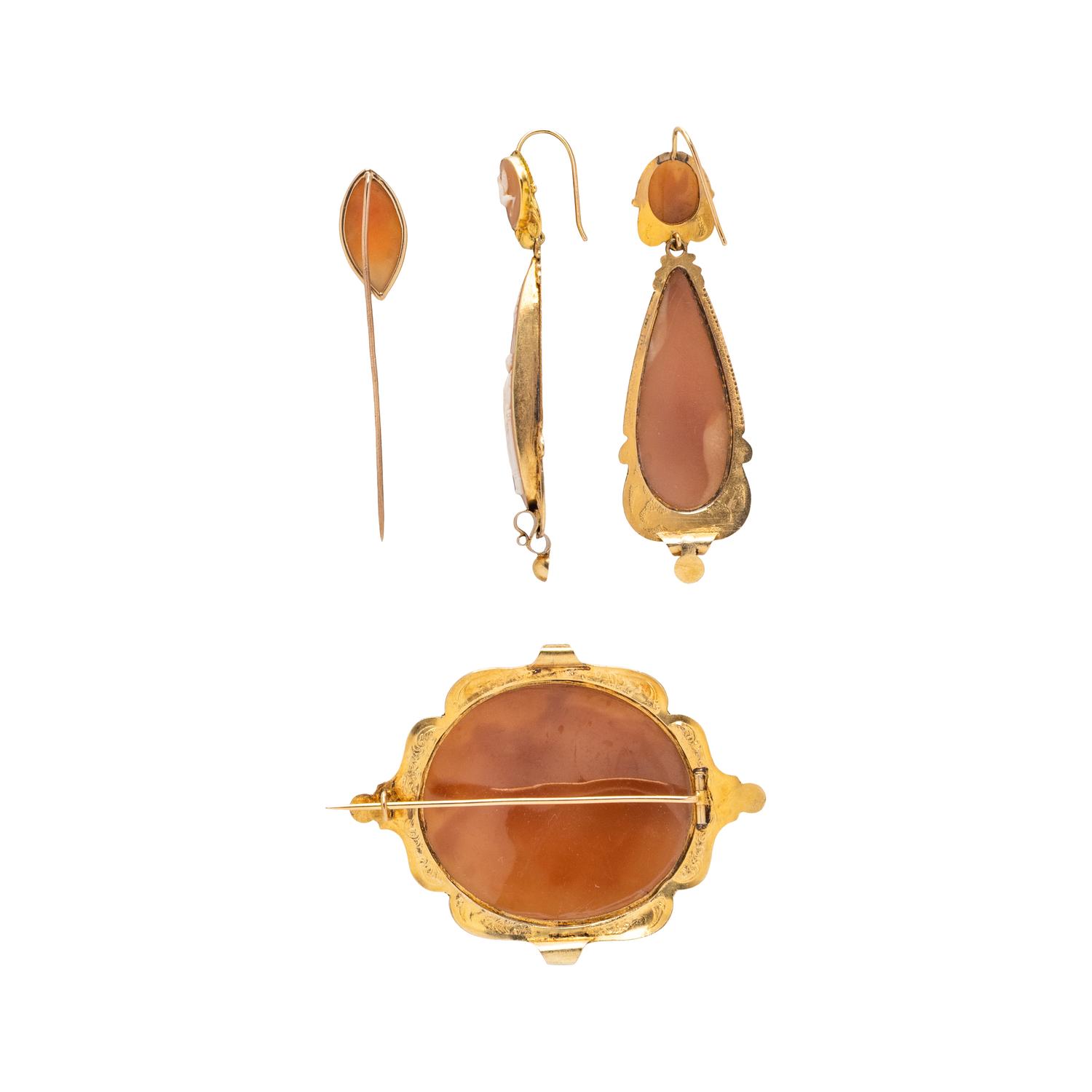 COLLECTION OF SHELL CAMEO JEWELRY
