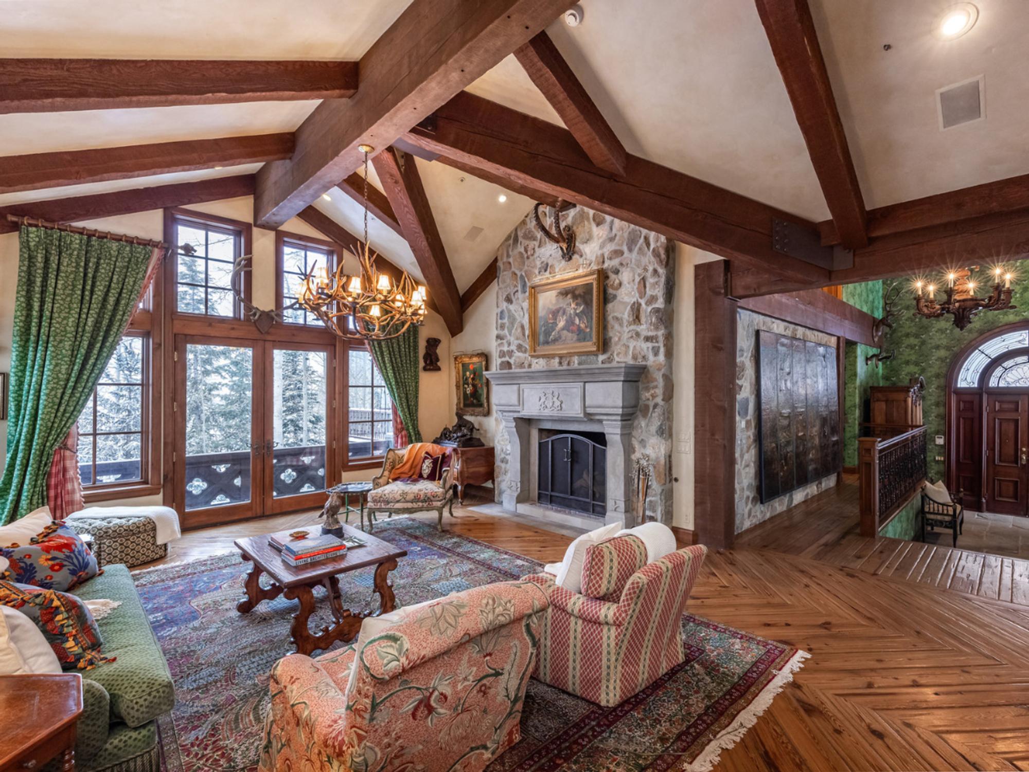 Après Ski: Property from a Utah Mountain Residence