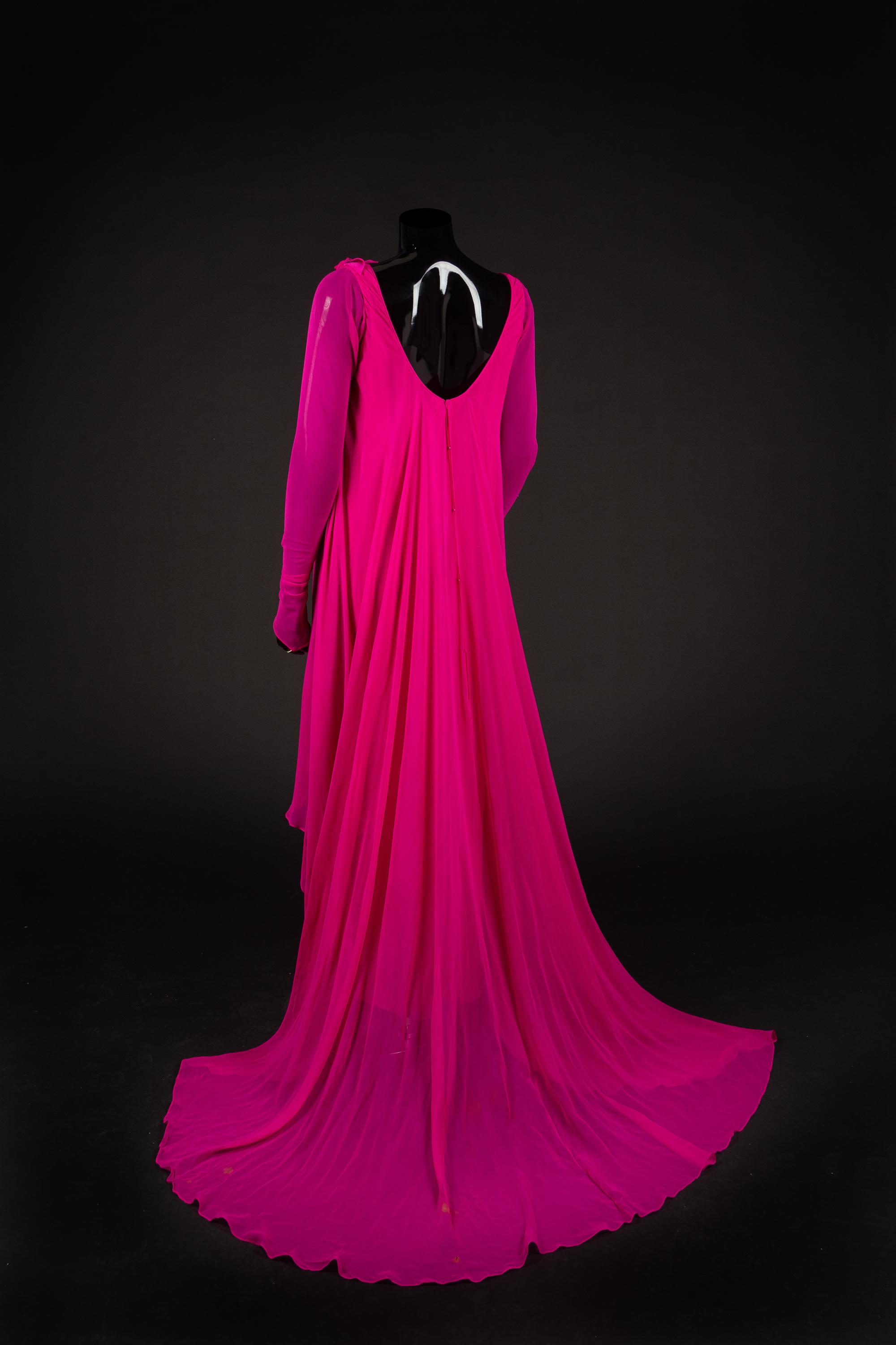 Dress, bag, necklace and earrings, 1989. Dress designed by Paul Zastupnevitch, made by Western Costume Company in Los Angeles. — Worn by Olivia de Havilland for the 15th People’s Choice Awards on March 12, 1989 to accept the People’s Choice Award for “Gone With the Wind” as the favorite film of all time.