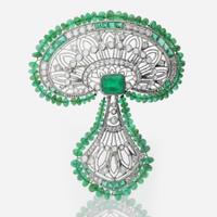 A Matching Set of Diamond and Emerald Pendant and Earrings