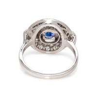 SAPPHIRE AND DIAMOND RING
