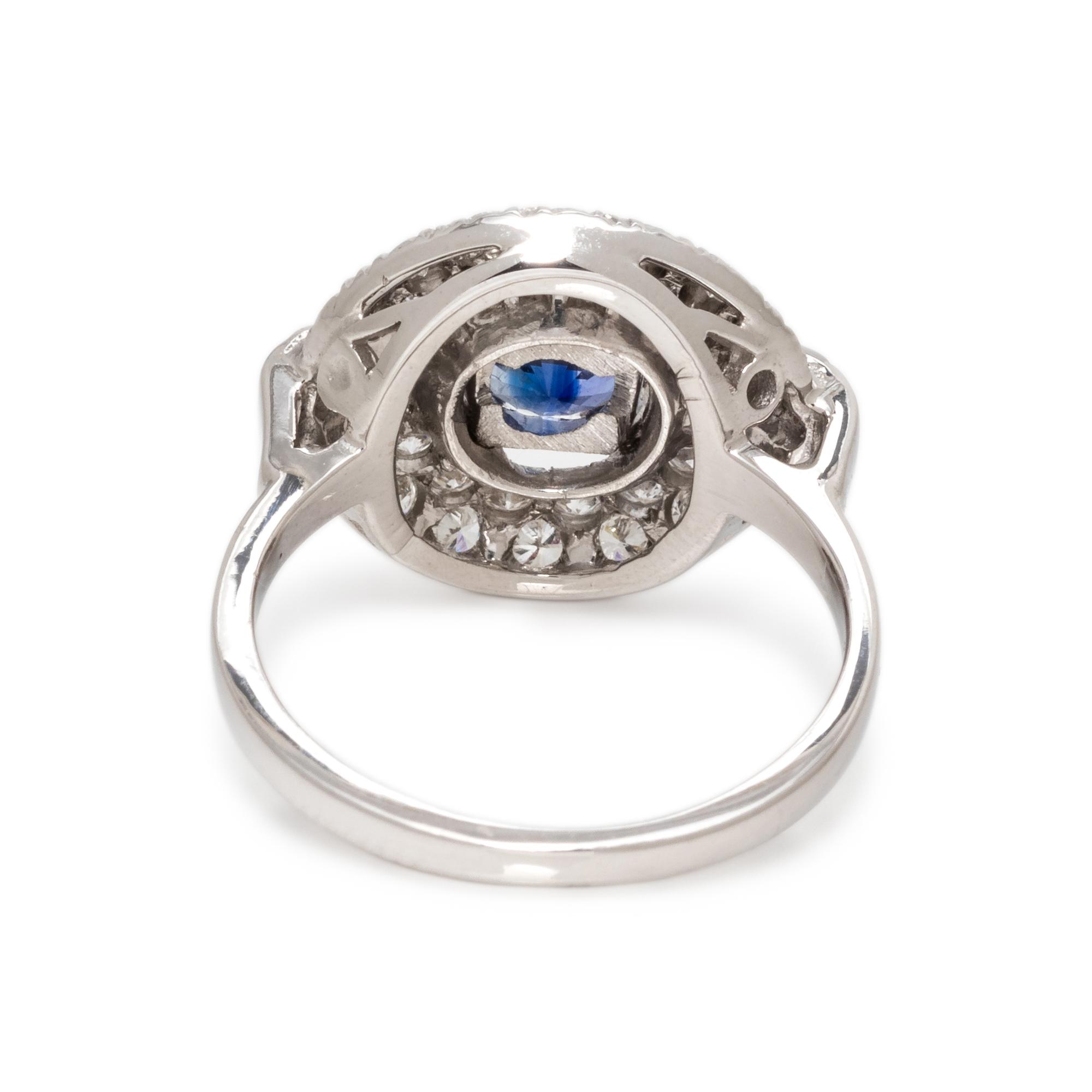 SAPPHIRE AND DIAMOND RING