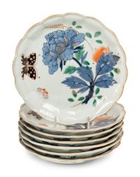 A Set of Twenty-One Japanese Export Porcelain Shallow Bowls