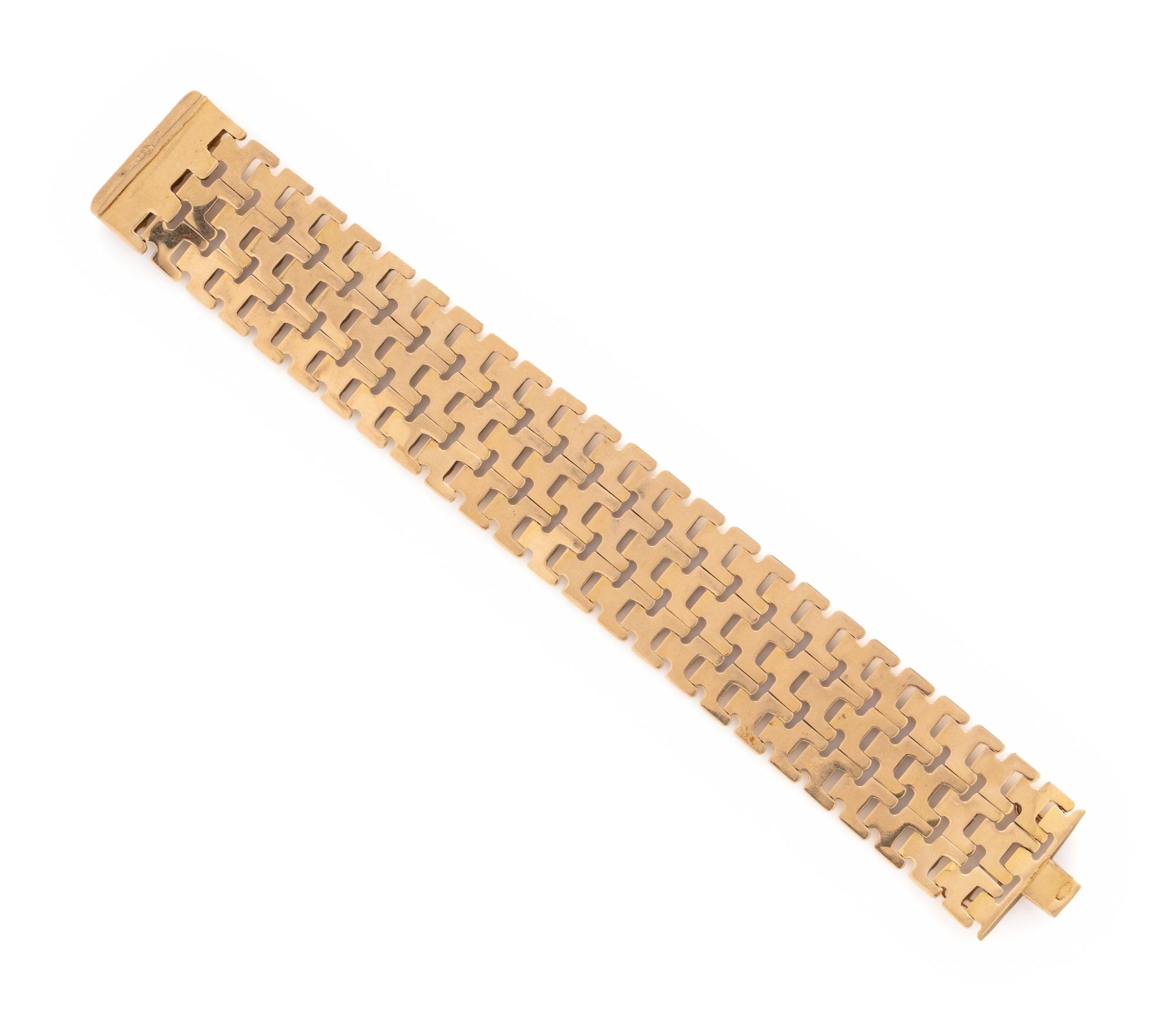 ITALIAN, YELLOW GOLD FANCY LINK BRACELET