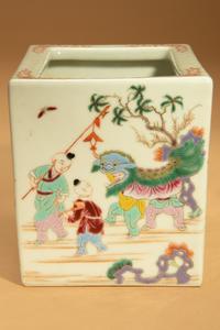 A Pair of Famille Rose Porcelain Rectangular 'Boys' Planters