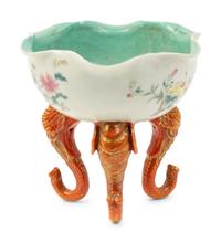 A Chinese Famille Rose Porcelain Bowl