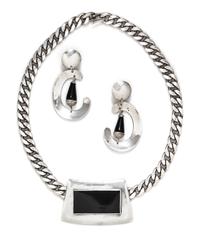 A Collection of Sterling Silver and Onyx Jewelry, 91.50 dwts.
