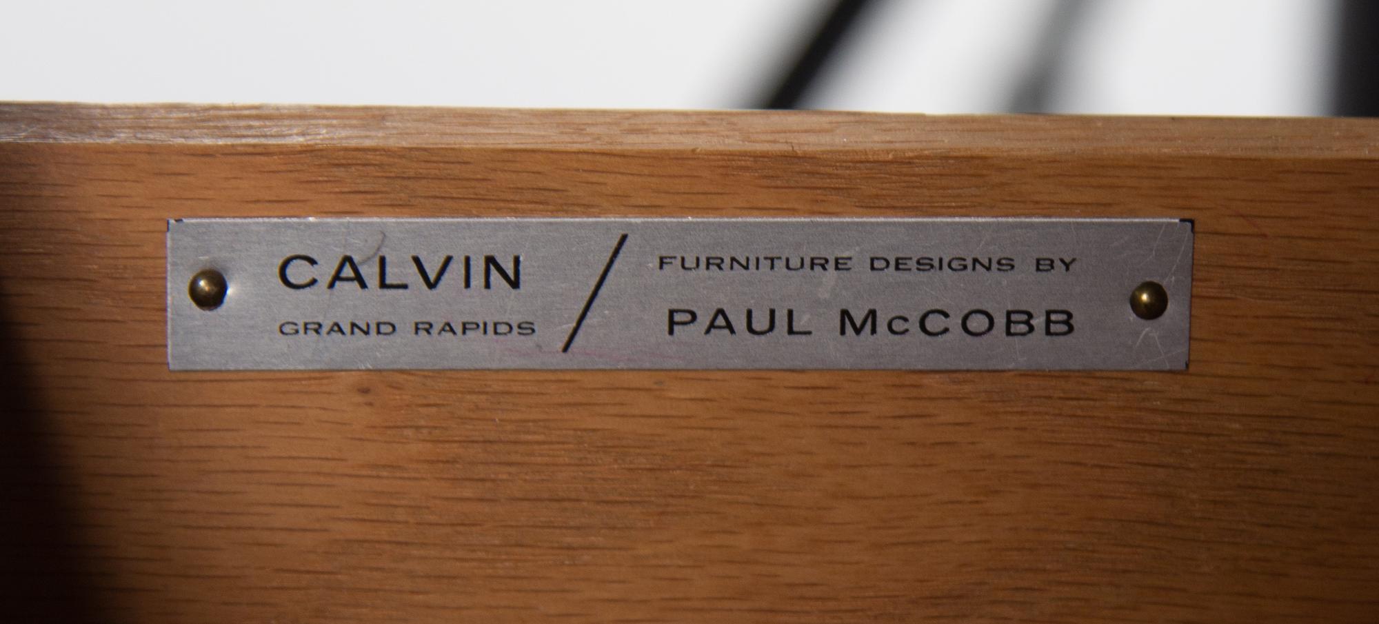 Linear Group Desk Calvin, USA
