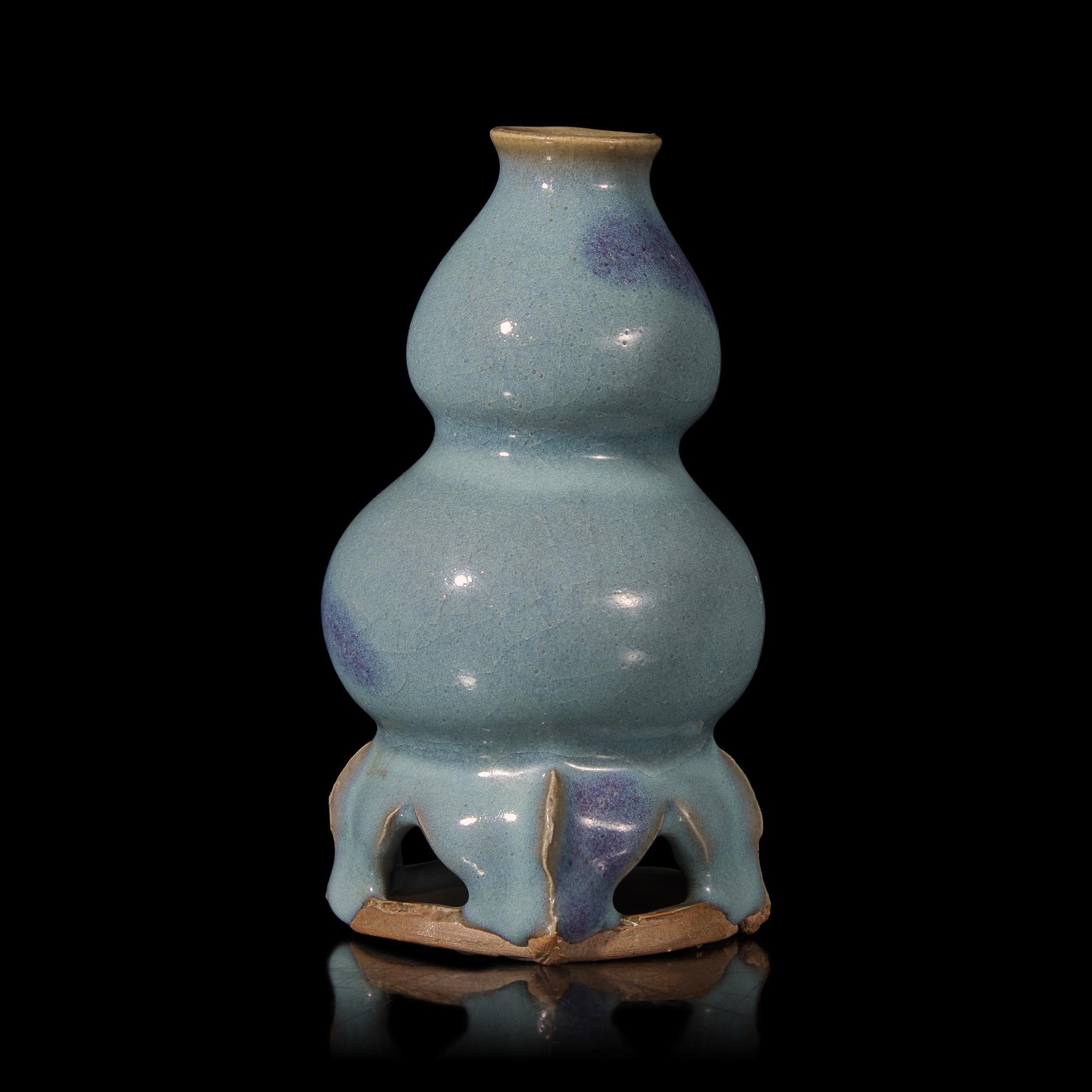 A Chinese Jun Style Purple Splashed 'Double Gourd' Vase with Integral Stand — 紫斑藍鈞葫蘆連座瓶