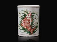 A Chinese famille-vert brush pot 素三彩筆筒