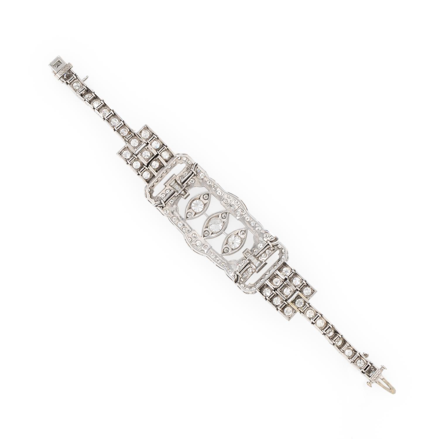 DIAMOND AND PLATINUM BRACELET