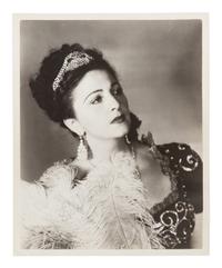 [20TH-CENTURY OPERA SINGERS]. A group of 6 photographs of opera singers from the 1940s, most signed, comprising images of: