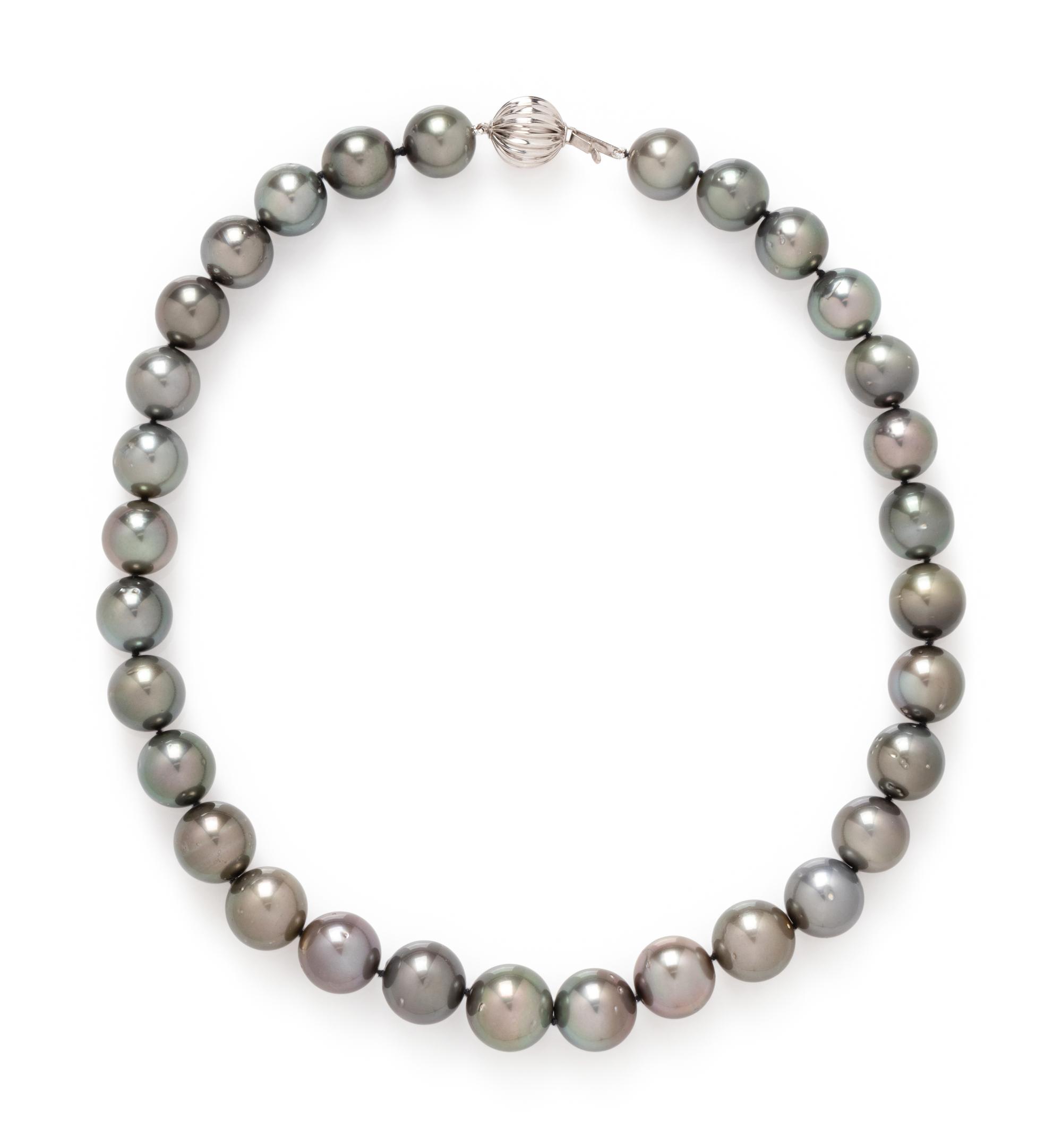 CULTURED TAHITIAN PEARL NECKLACE