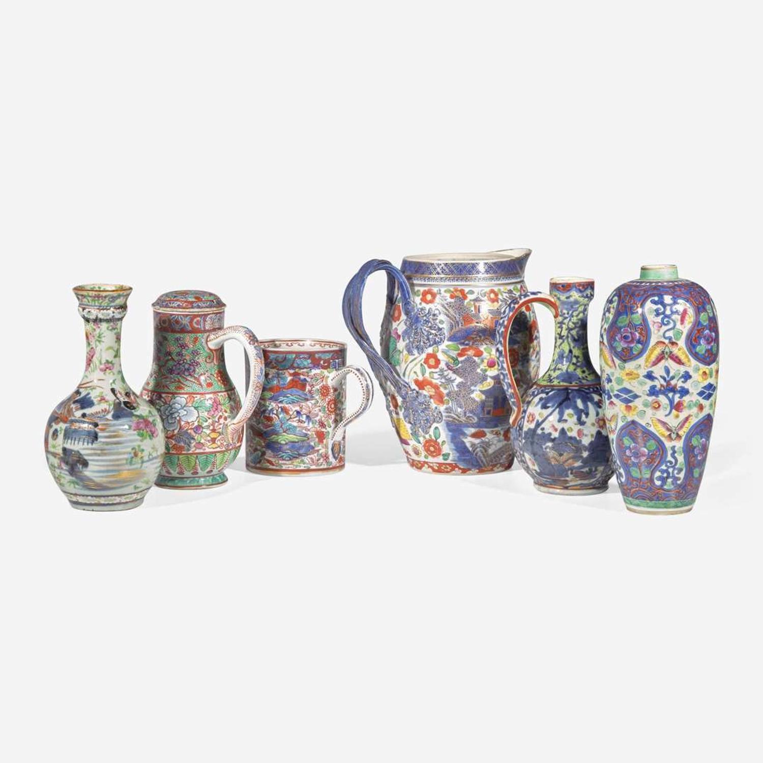 A group of six Chinese and Japanese export clobbered porcelain wares 中國日本瓷器一組六件 The porcelains ??? circa 1700-1830
