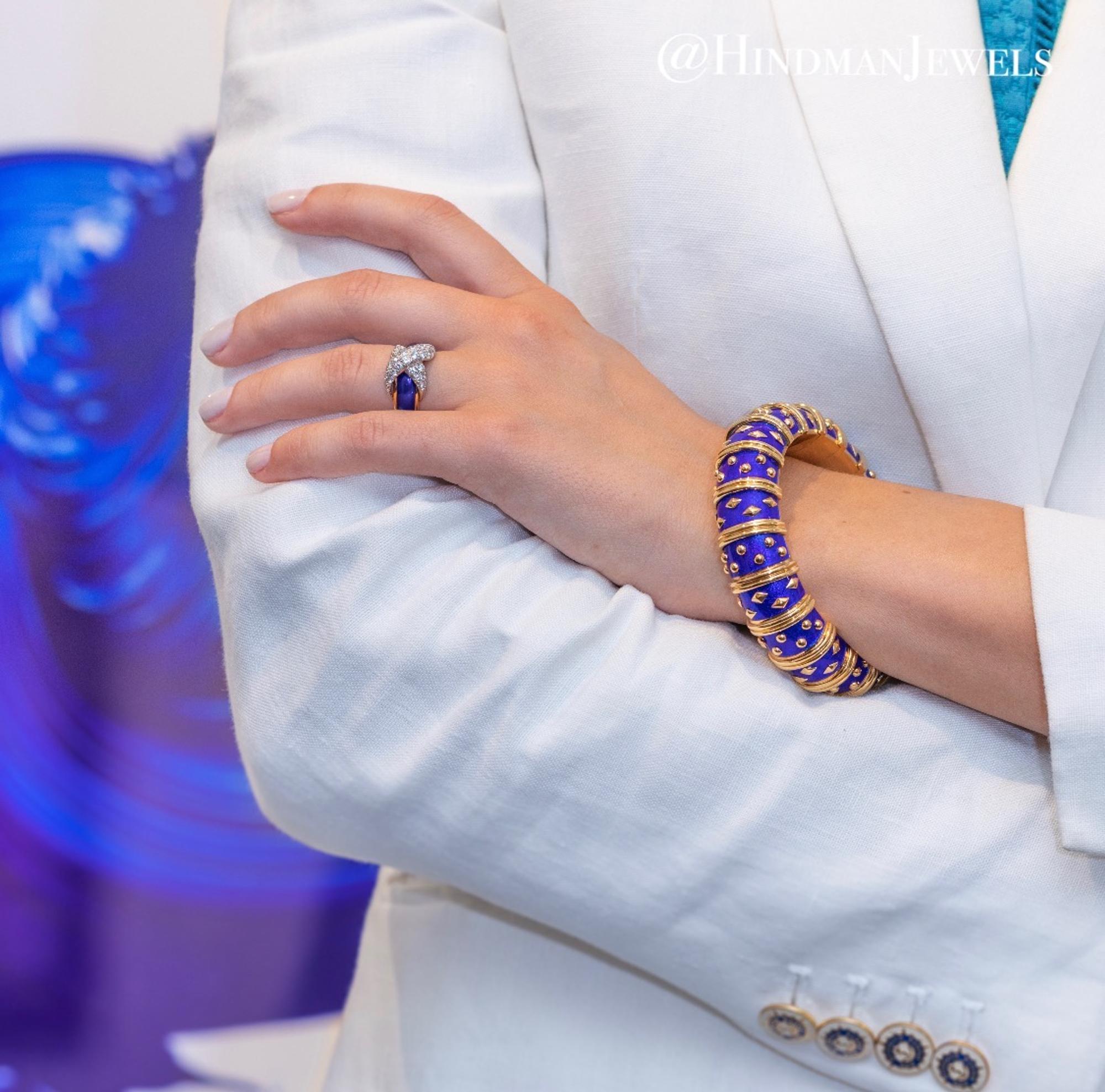 TIFFANY & CO., SCHLUMBERGER, ENAMEL AND DIAMOND 'PAVÉ X' RING