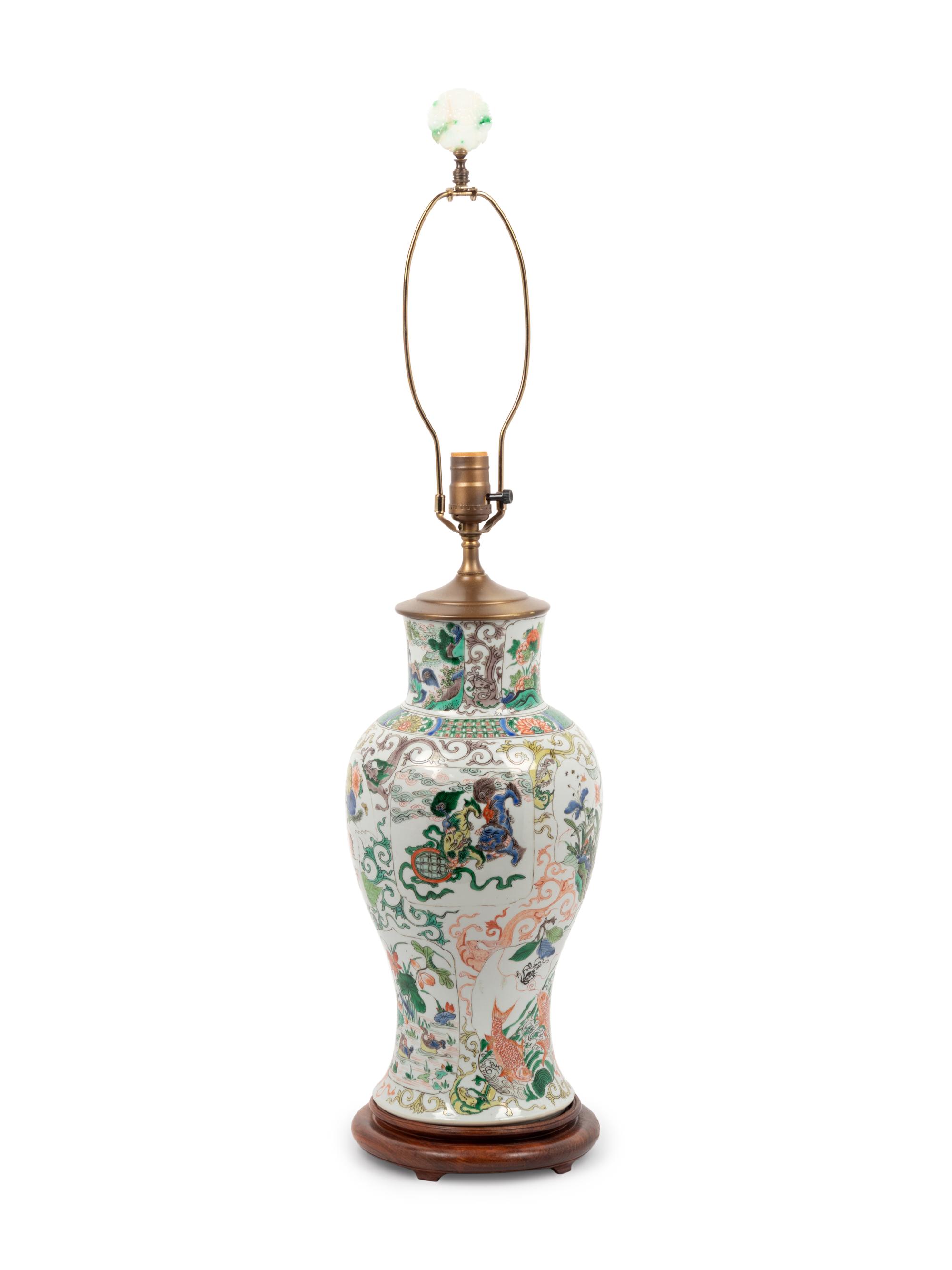 A Chinese Famille Verte Porcelain Vase