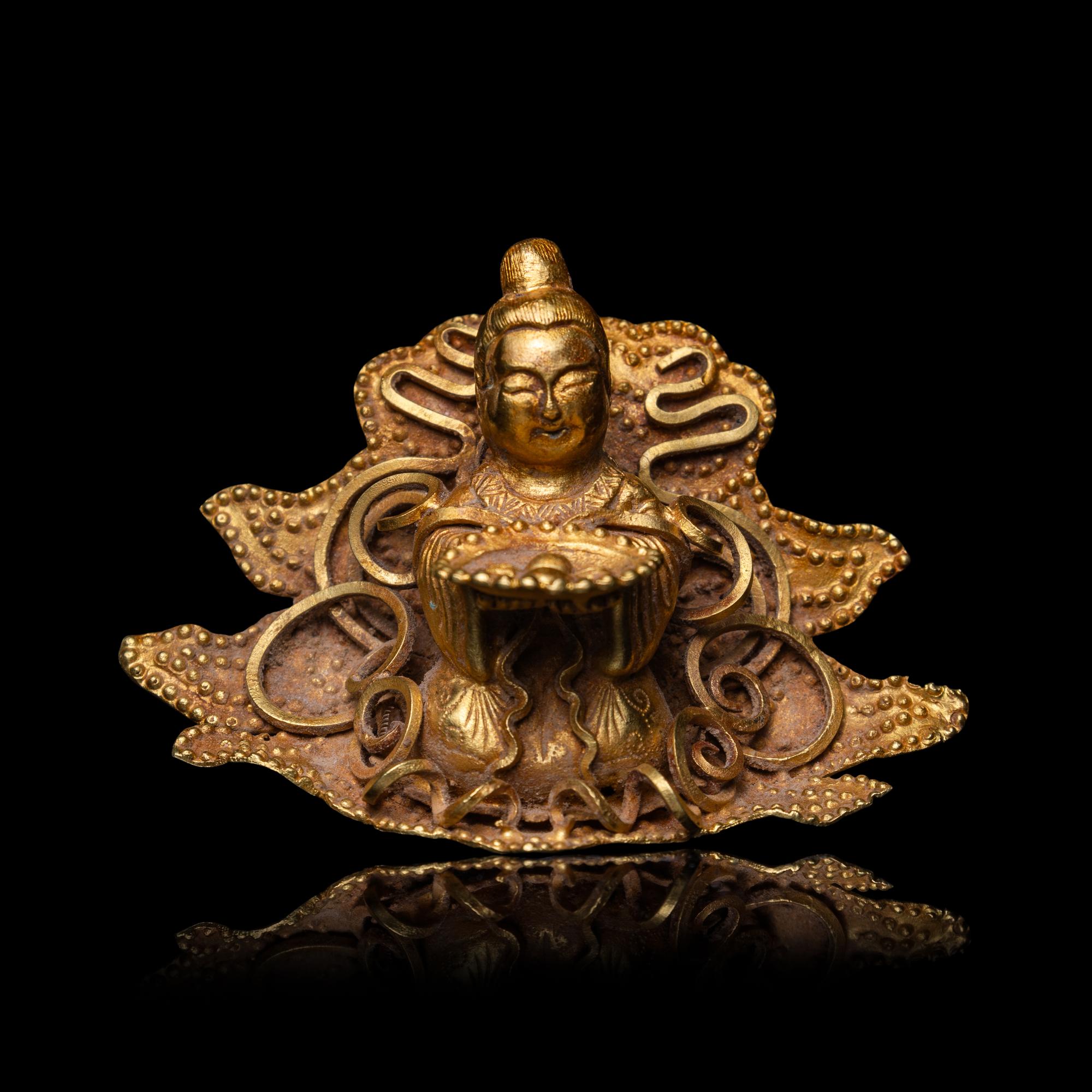 A Chinese Gold 'Immortal' Hairpin, Tiaoxin, Ming Dynasty 明 麻姑獻壽金挑心