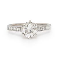 DIAMOND AND PLATINUM RING