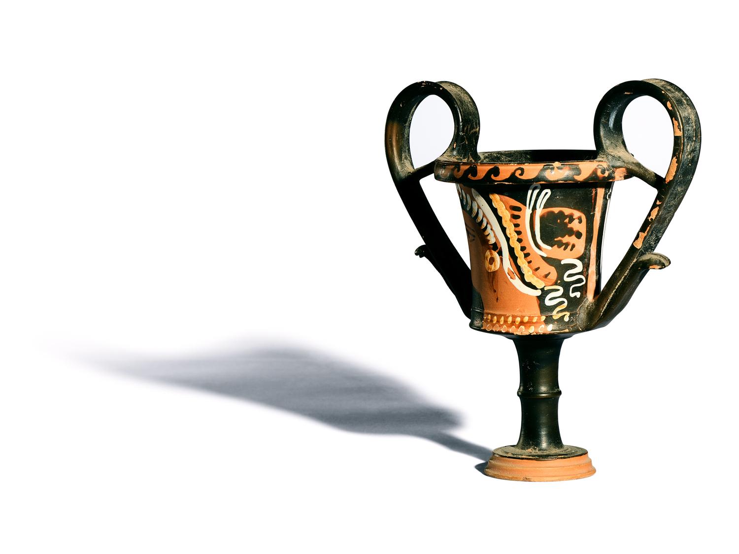 An Apulian Red-Figured Kantharos