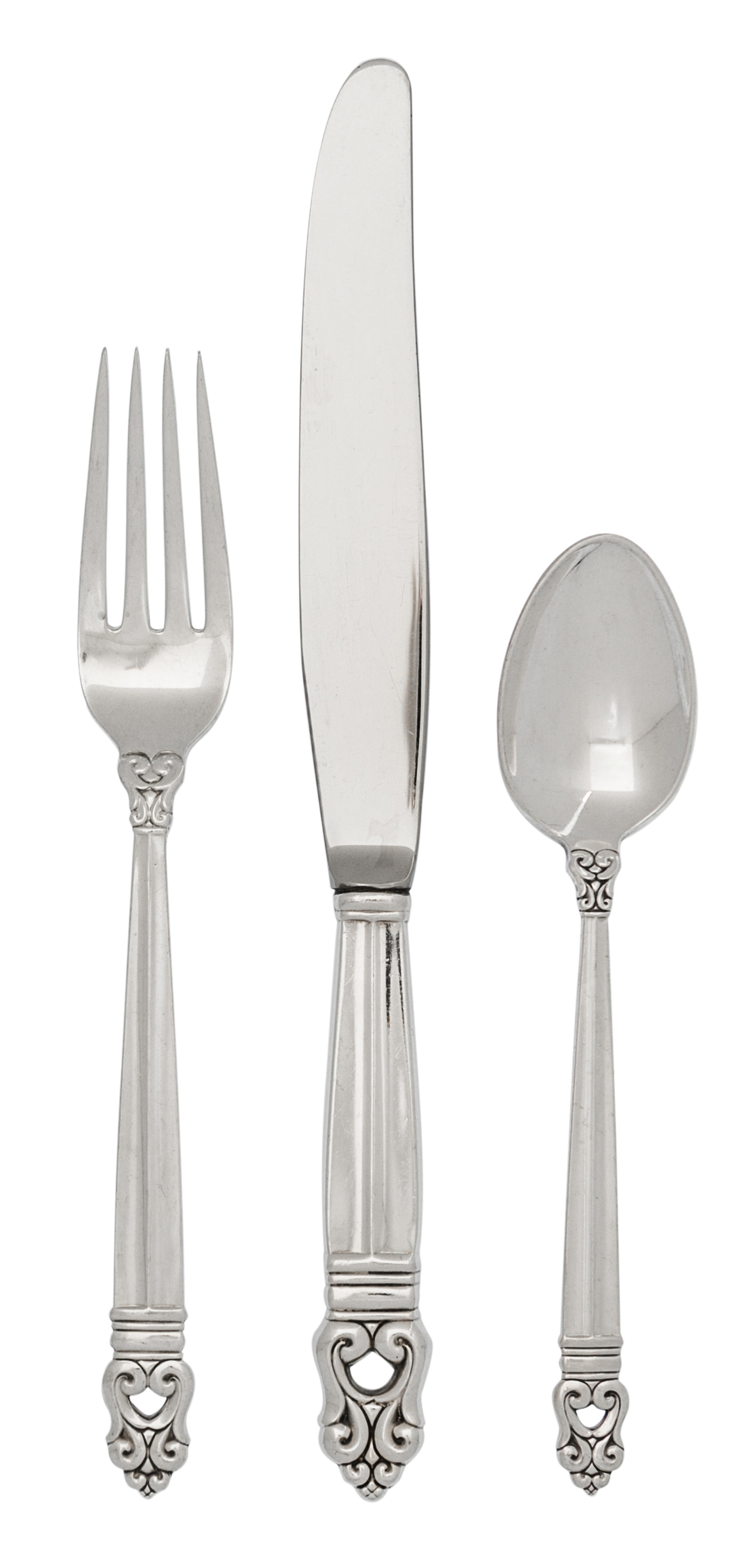 An American Silver Flatware Service, International Silver Co., Meriden, CT, Royal Danish pattern, comprising: 13 dinner forks 15 salad