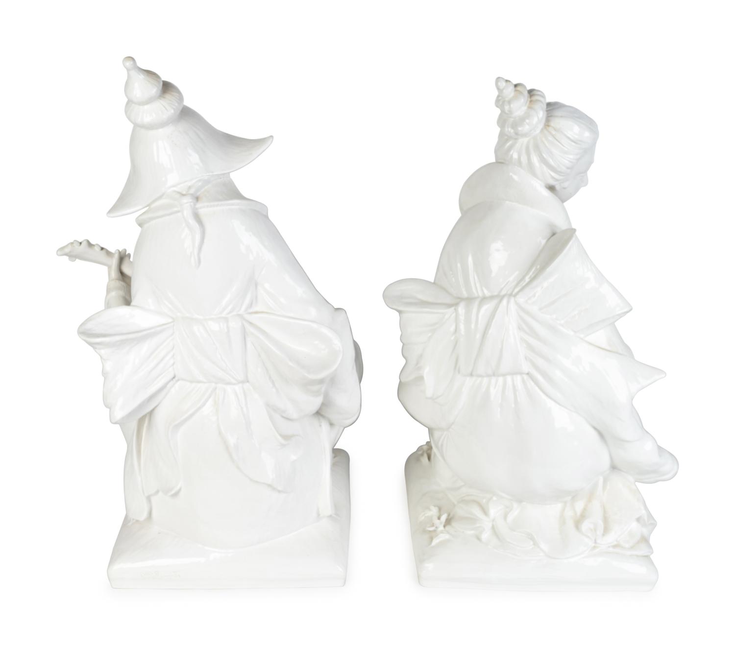A Pair of Italian White Glazed Ceramic Chinoiserie Figures — 20TH CENTURY