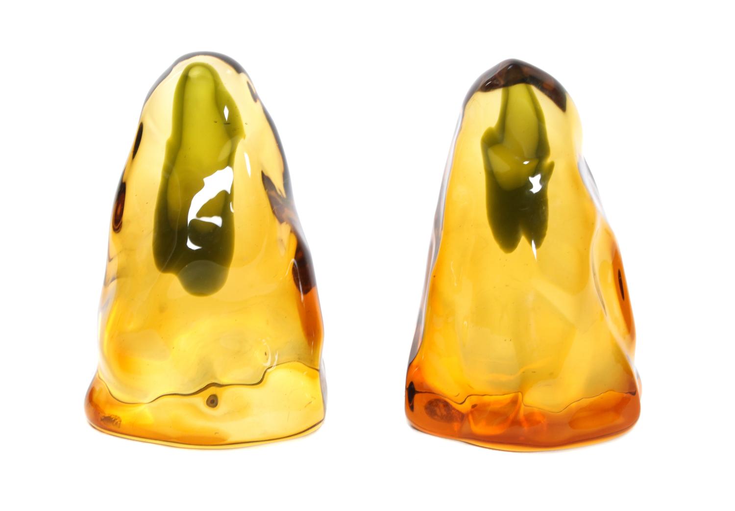A Pair of Venetian Glass Bookends, Alfredo Barbini Height 7 1/2 inches — CIRCA 1960
