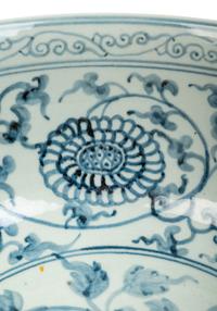 A Large Chinese Export Blue and White Porcelain Bowl