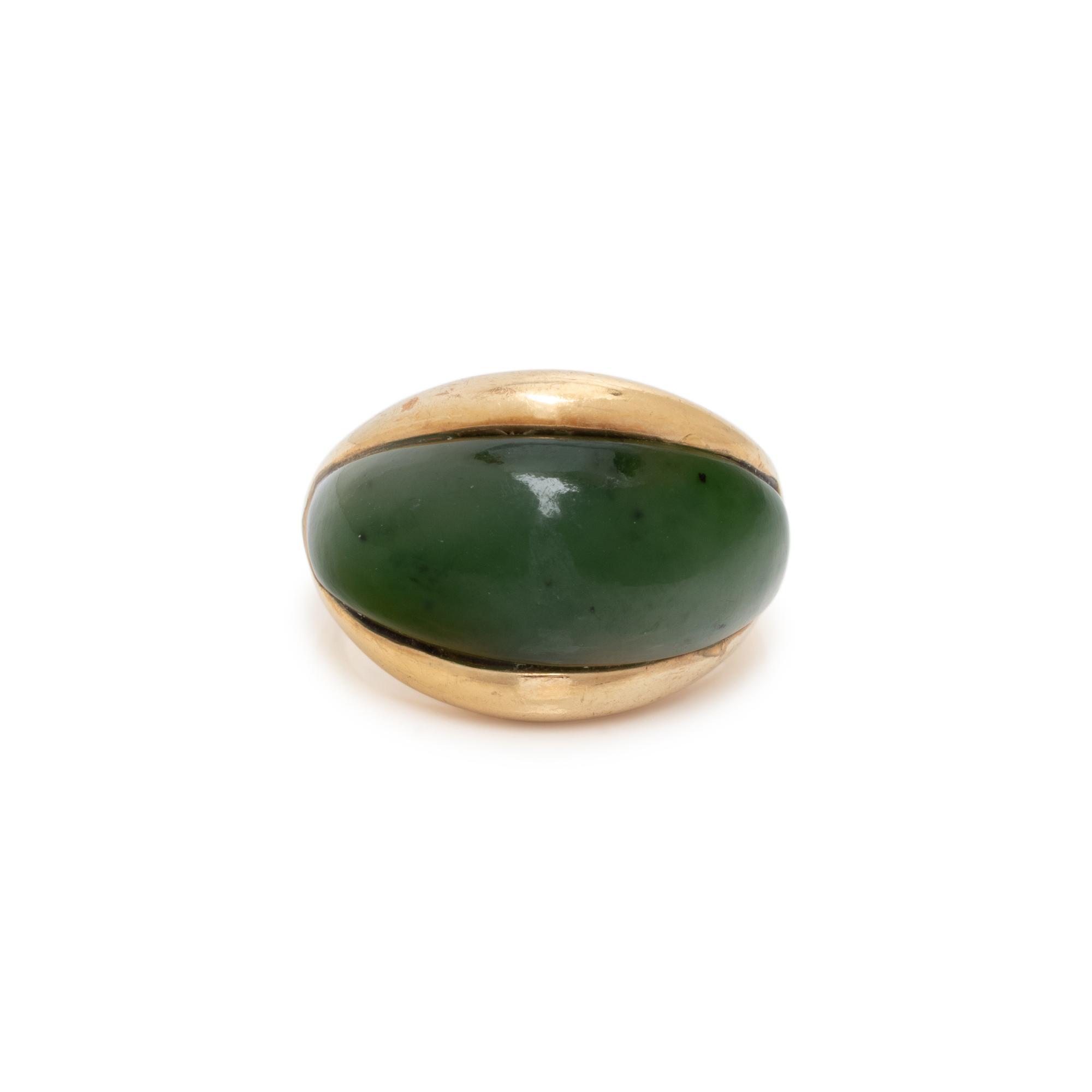YELLOW GOLD AND NEPHRITE RING