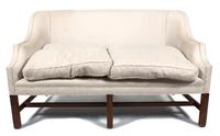 An English Georgian Style Mahogany Love Seat Height 30 1/4 x length 51 1/2 inches. — 20TH CENTURY