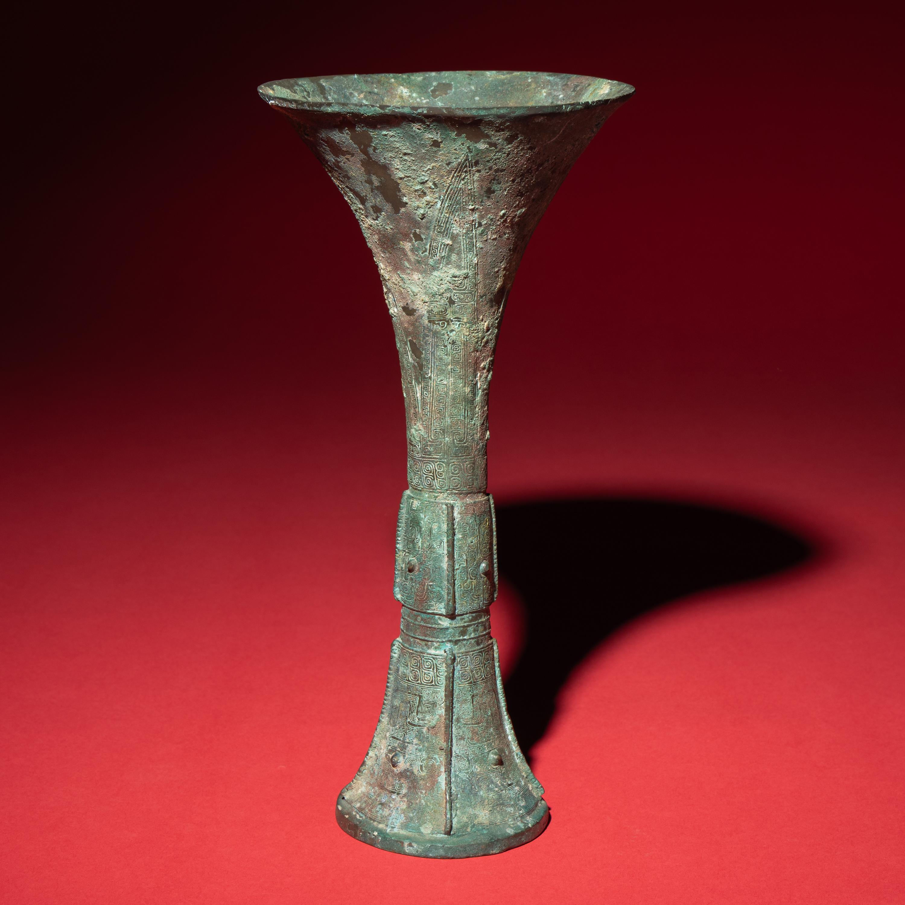 A Chinese Archaic Bronze Gu Vessel, Shang Dynasty — 商 青銅觚