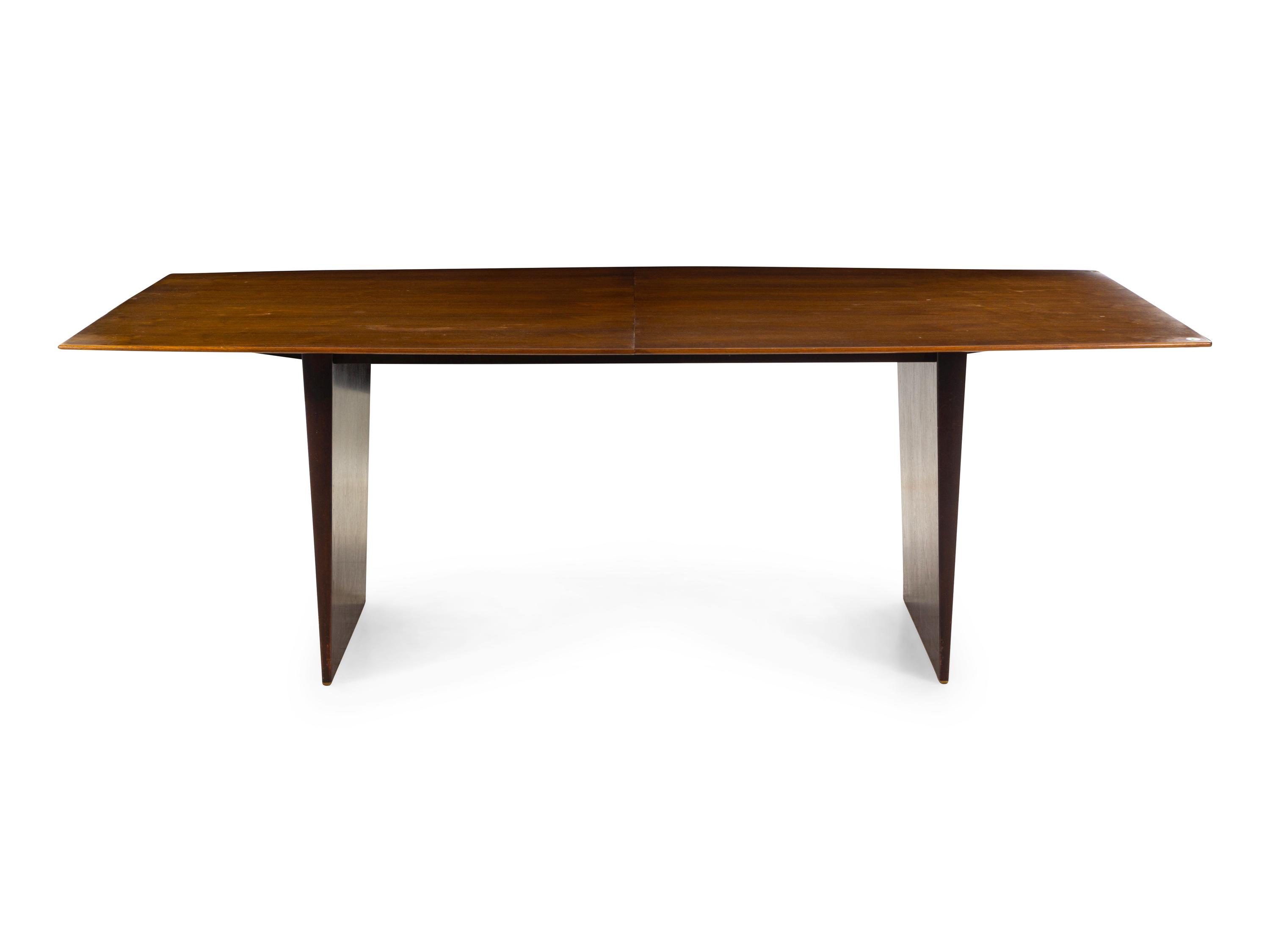 Model 5460 Dining Table with Three Leaves Dunbar, USA