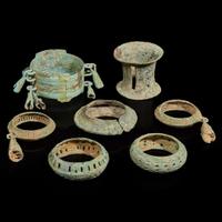 Seven assorted Vietnamese bronze bracelets and leg ornaments 越南青銅環飾一組七件 Dong Son Culture, circa 500 BC ?? ???500?