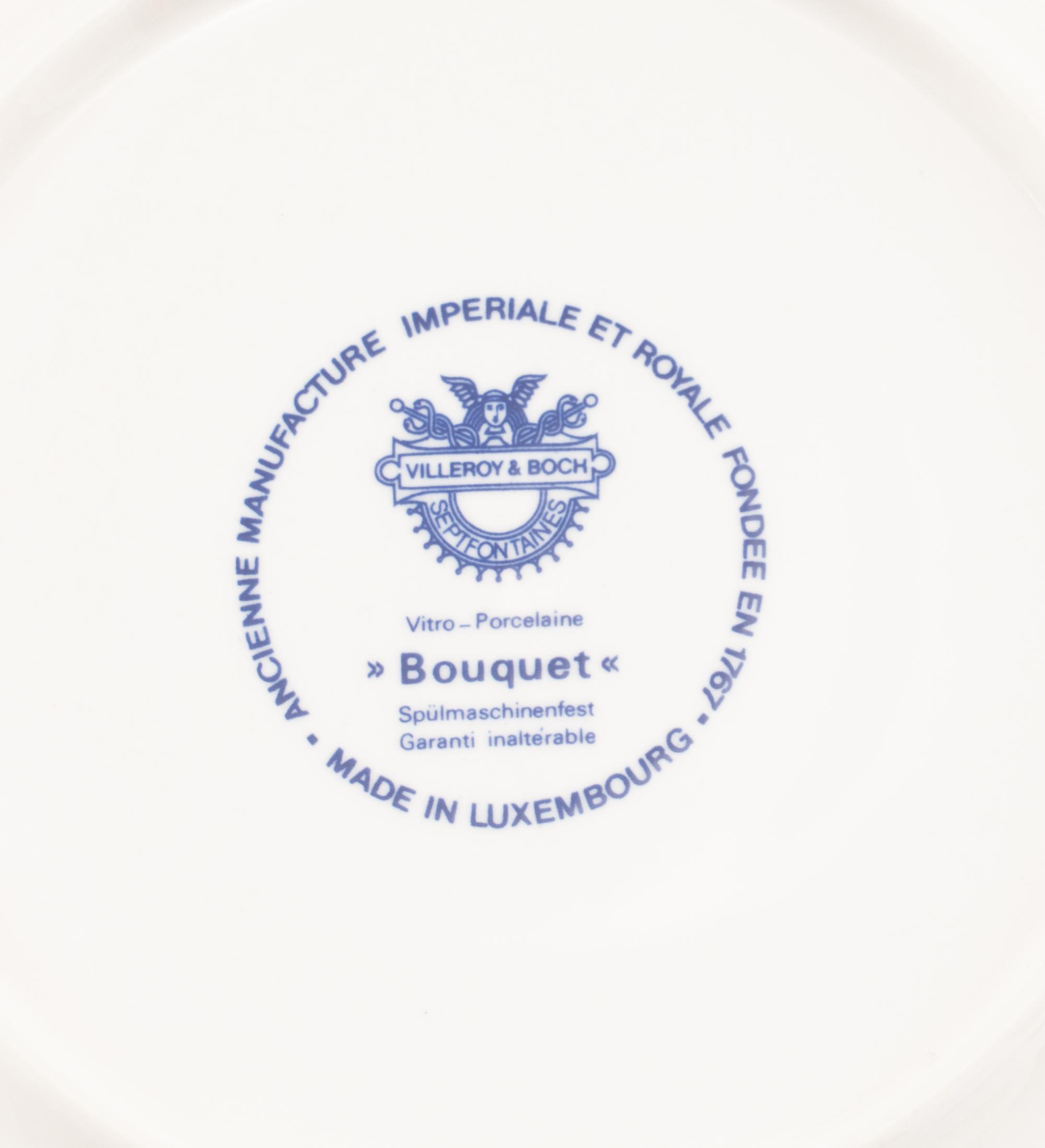 A Villeroy and Boch Porcelain Dinner Service
